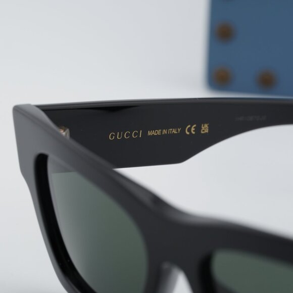 Gucci GG1835S 001 Square Sunglasses - Black\\Grey main image 4